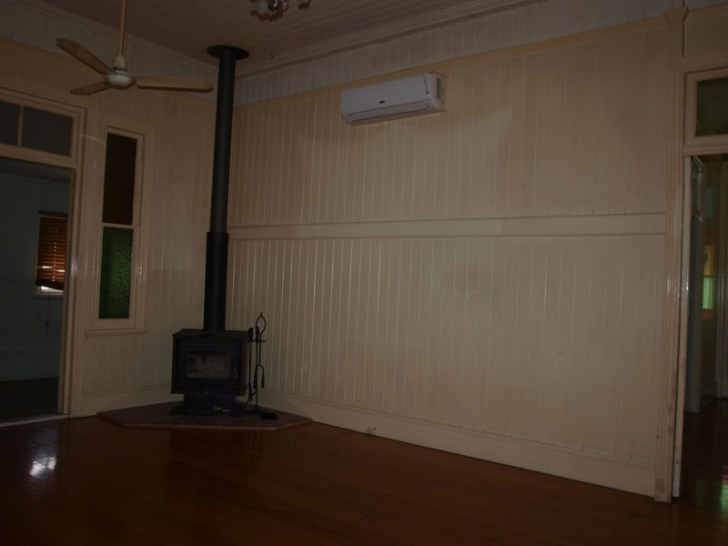 43 Salisbury Road, Ipswich QLD 4305