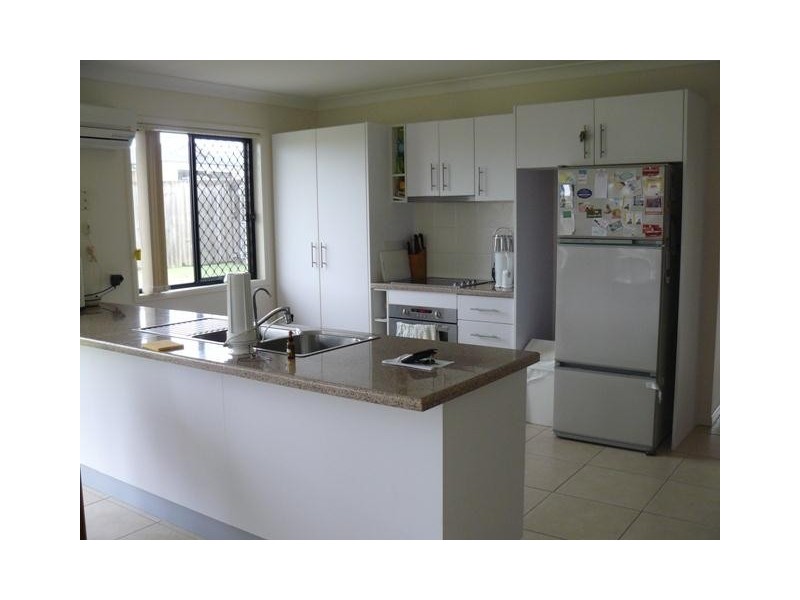 6 Jared Court, Yamanto QLD 4305