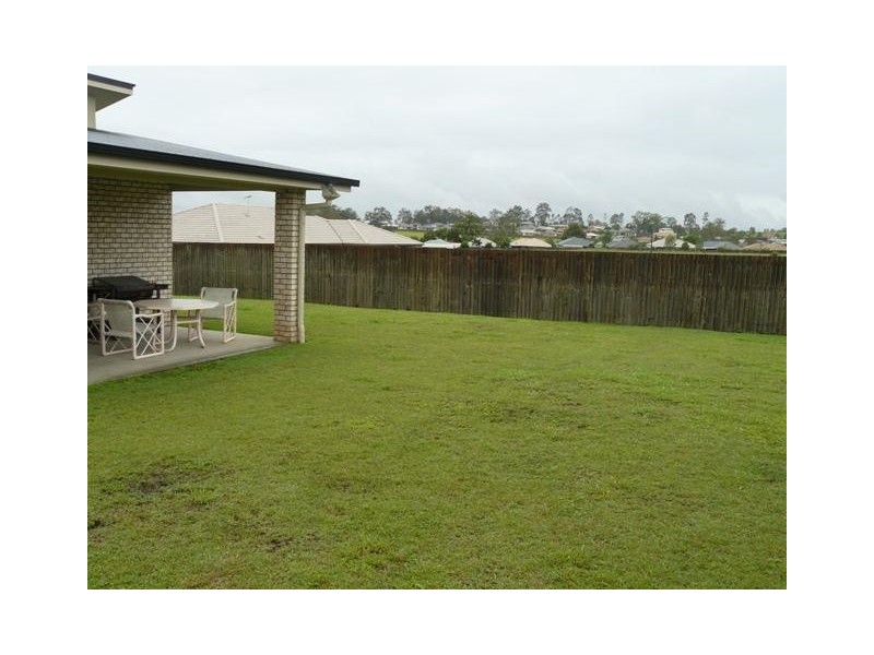 6 Jared Court, Yamanto QLD 4305