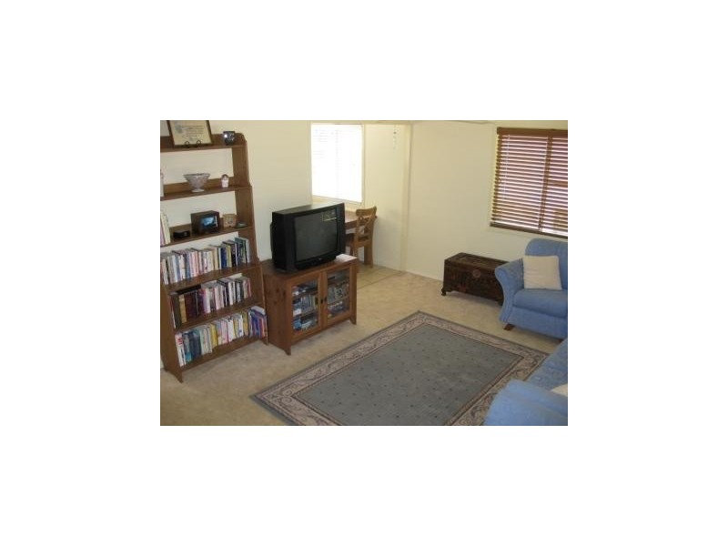 49 Chalk Street, Leichhardt QLD 4305
