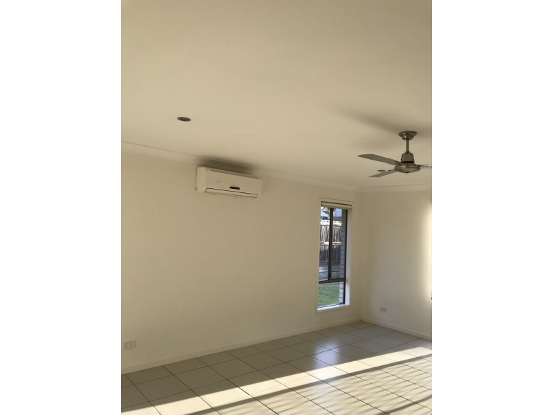 30 Peregrine Street, Lowood QLD 4311