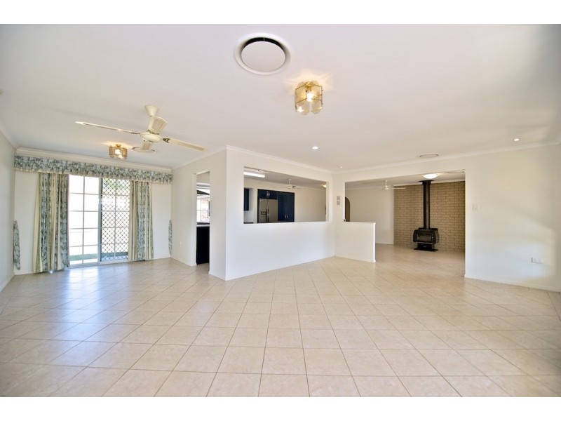 409 Fairneyview- Fernvale Rd, Fairney View QLD 4306