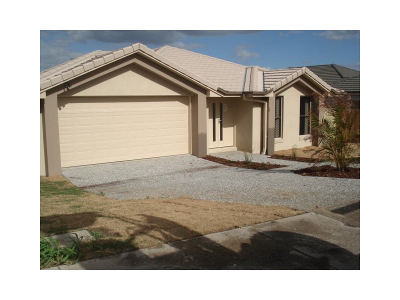 6 Patricia Place, Redbank Plains QLD 4301