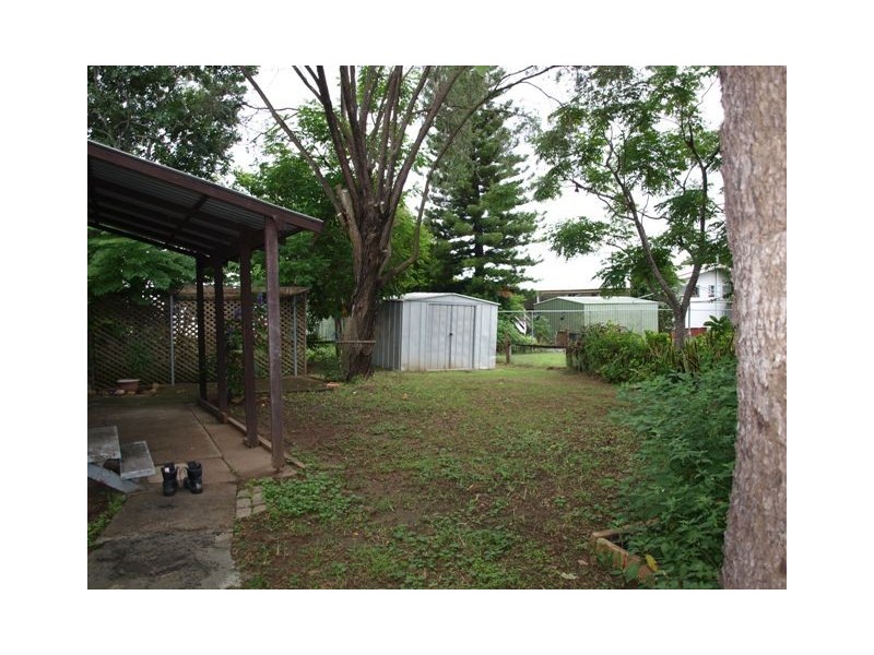 95 Brisbane Road, Redbank QLD 4301