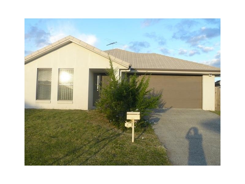 9 Nixon Street, Booval QLD 4304