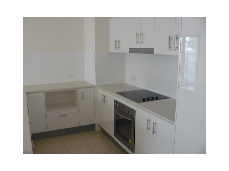 9 Nixon Street, Booval QLD 4304