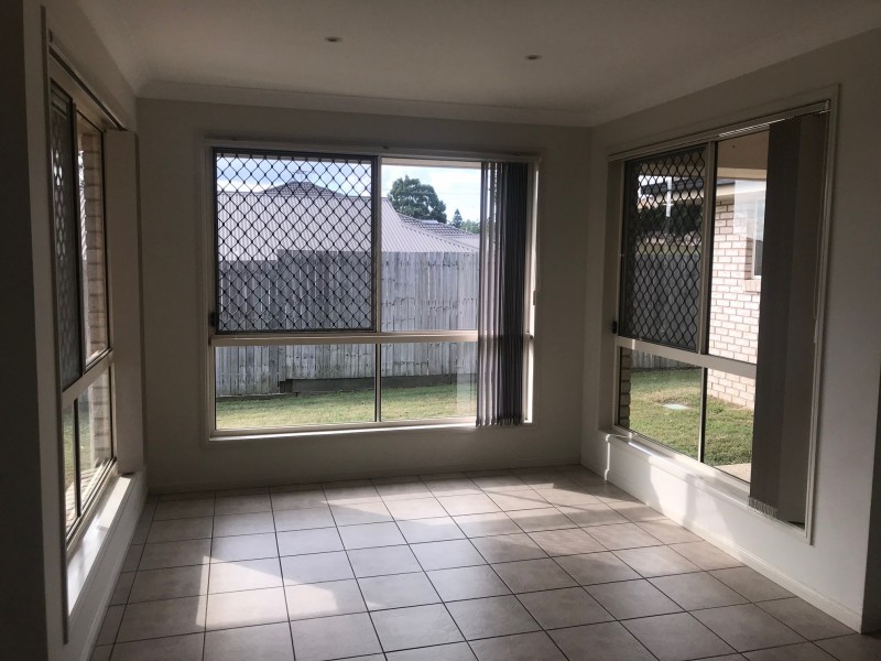 9 Lagoona Court, Churchill QLD 4305