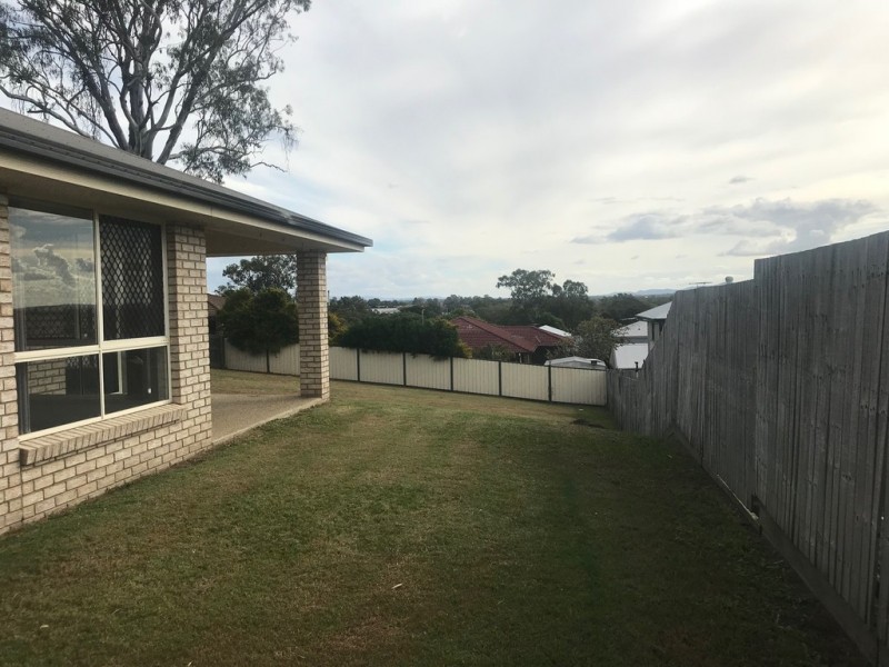 9 Lagoona Court, Churchill QLD 4305