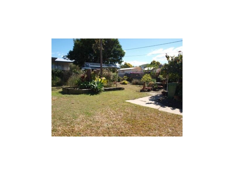 11 Minnis Street, Eastern Heights QLD 4305