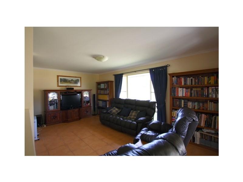 2832 Foresthill Fernvale Rd, Lowood QLD 4311