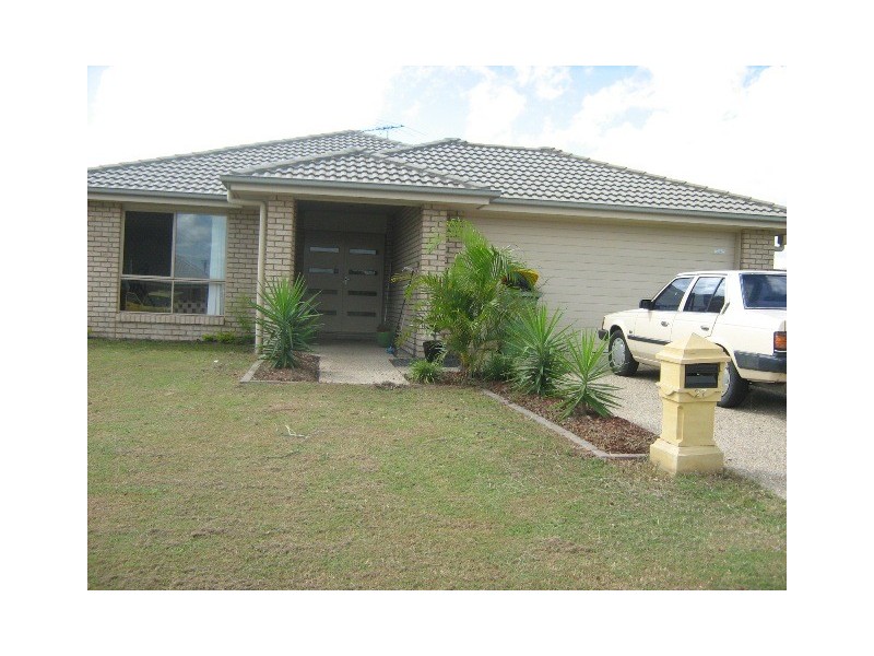27 Rule Dr, Bundamba QLD 4304
