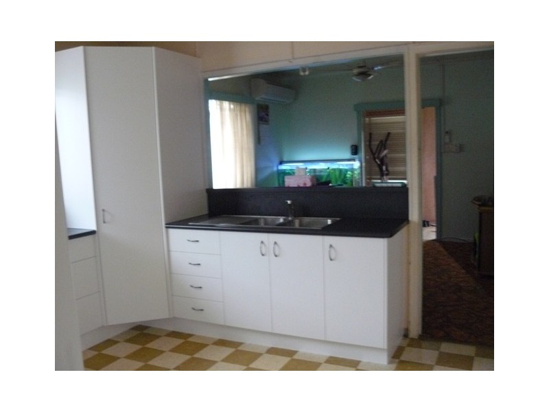 4 WHITWOOD ST, Ebbw Vale QLD 4304