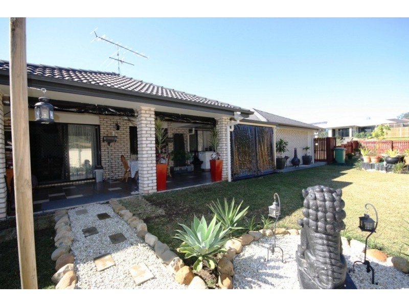 34 HONEYWOOD DRIVE, Fernvale QLD 4306