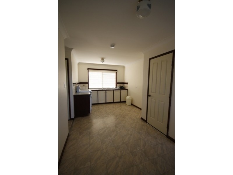 60 Annette Road, Lowood QLD 4311