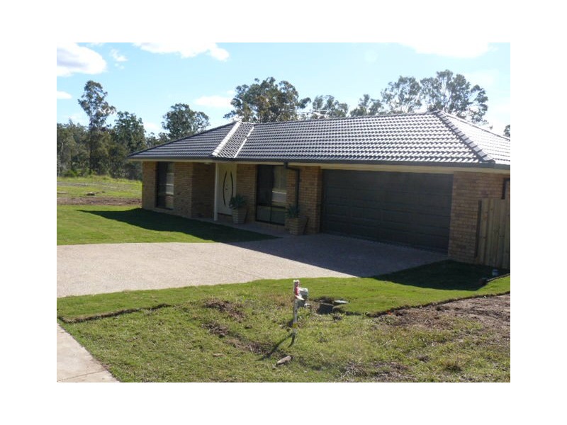 40 Honeywood Drive, Fernvale QLD 4306