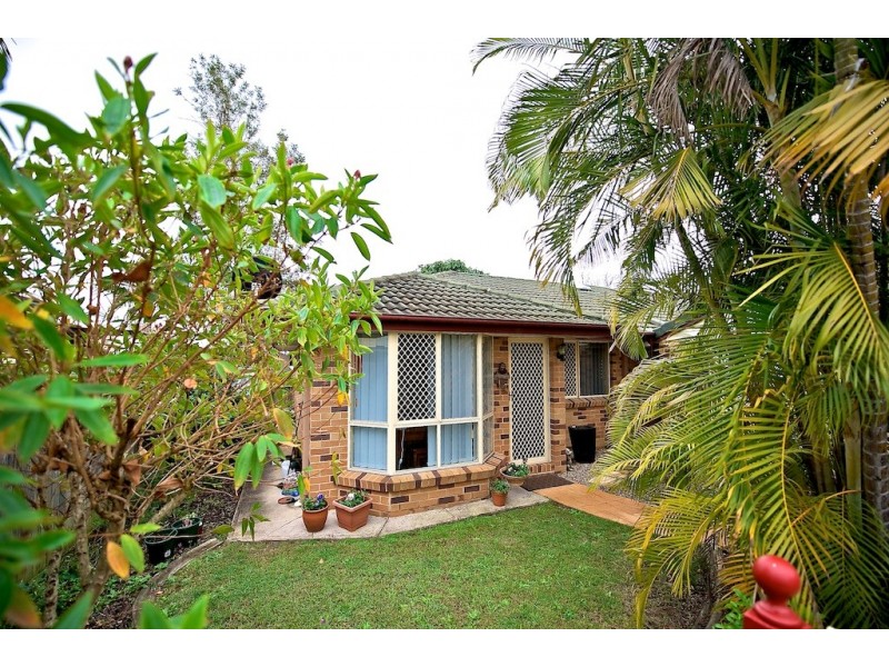 4/19a Dudleigh Street, Booval QLD 4304