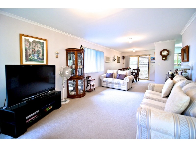 4/19a Dudleigh Street, Booval QLD 4304