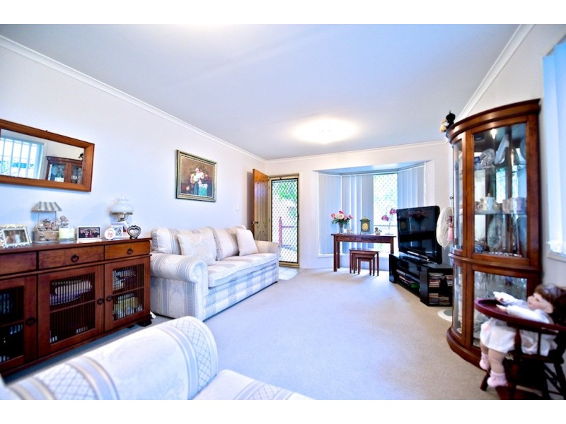 4/19a Dudleigh Street, Booval QLD 4304
