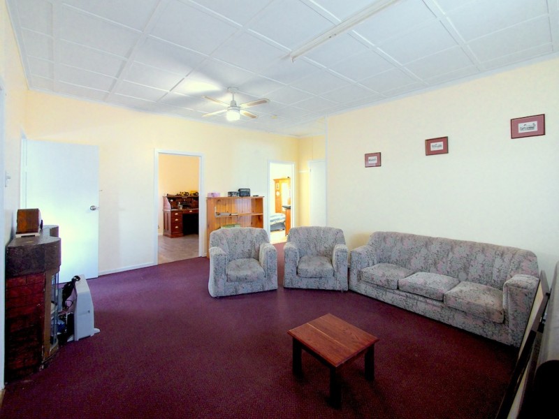 12 Stafford Street, Booval QLD 4304