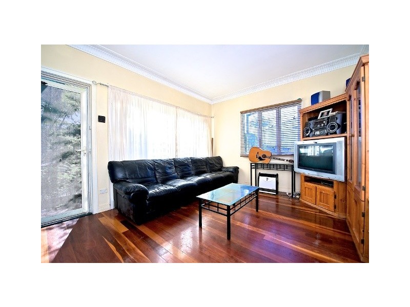 9 Georges Lane, Newtown QLD 4305