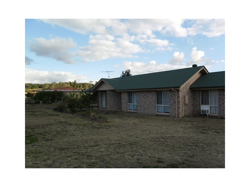 210 Rose Ave, Minden QLD 4311
