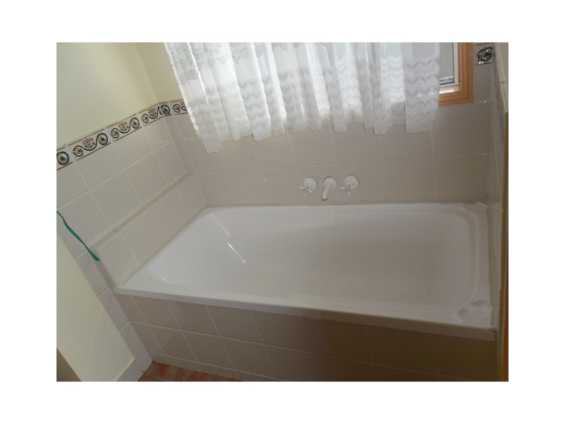 210 Rose Ave, Minden QLD 4311