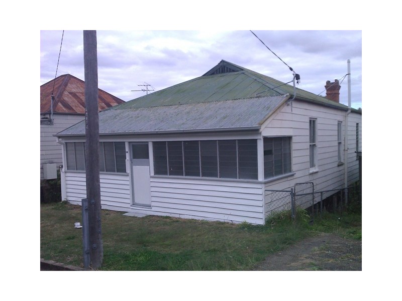 35 Martin Street, Woodend QLD 4305