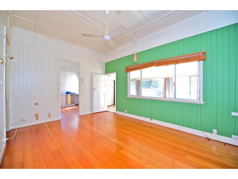 8 Delacy Street, North Ipswich QLD 4305