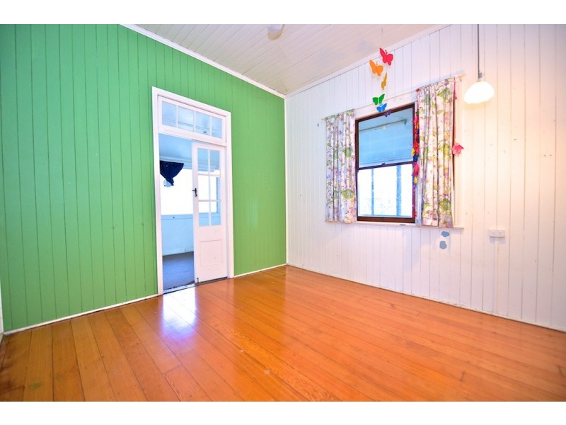 8 Delacy Street, North Ipswich QLD 4305