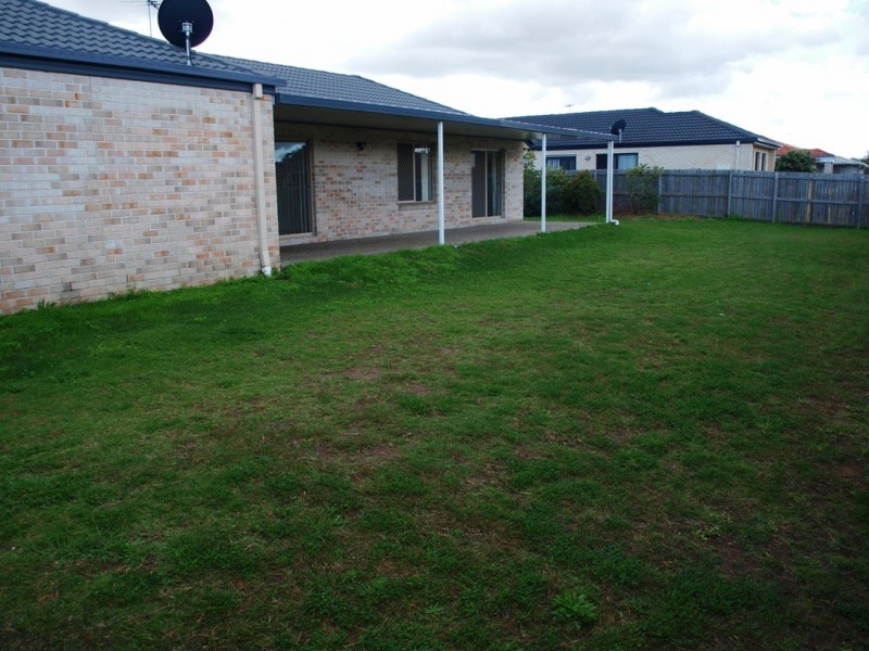 15 Ronayne Cct, One Mile QLD 4305