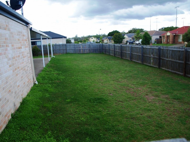 15 Ronayne Cct, One Mile QLD 4305