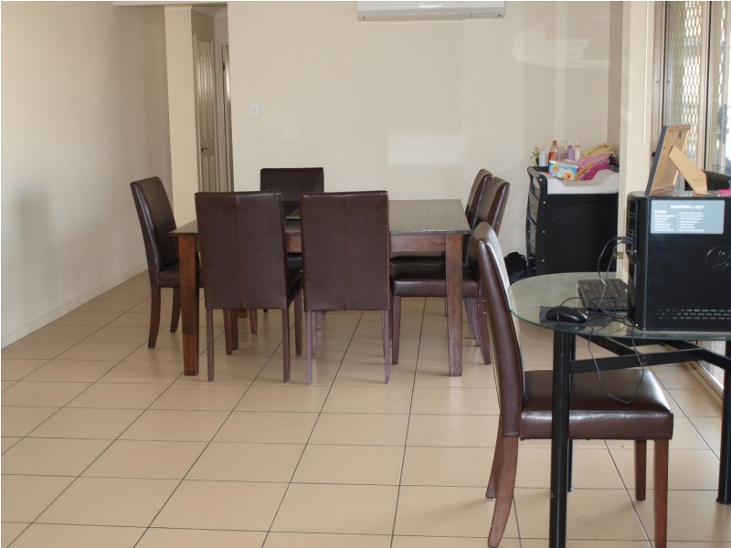 15 Ronayne Cct, One Mile QLD 4305