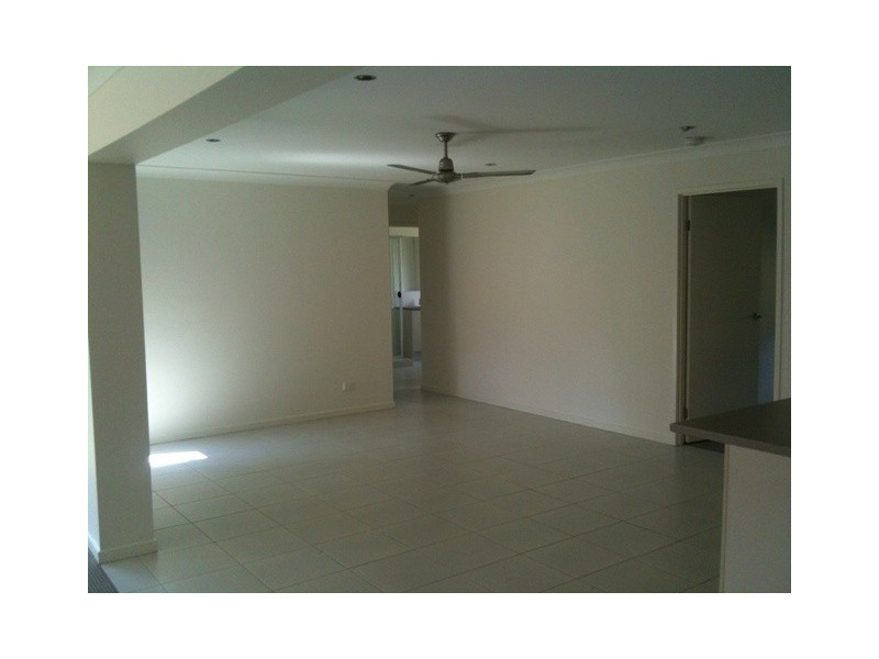 11 Broadwood Street, Fernvale QLD 4306