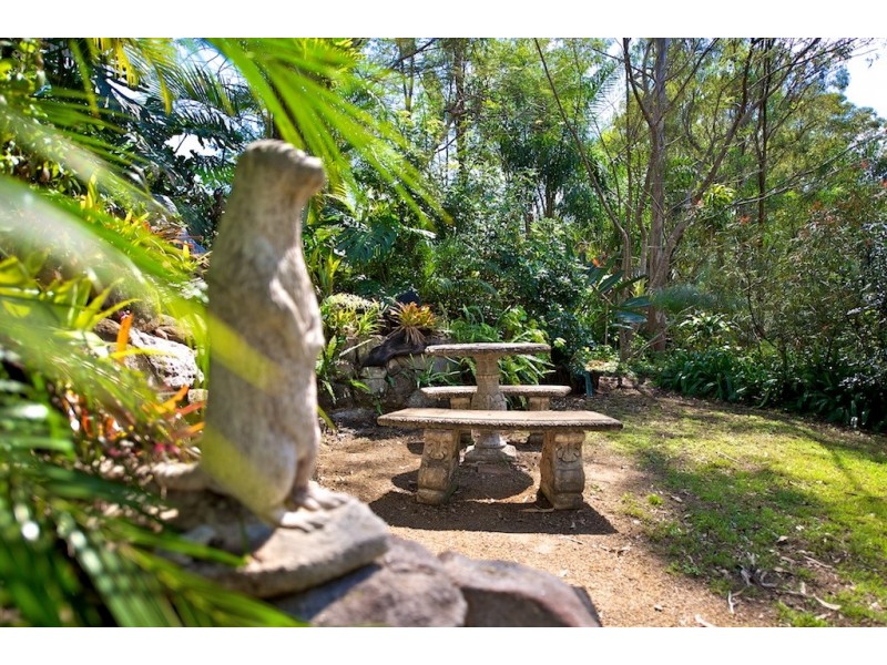 927 Mt Crosby Road, Karana Downs QLD 4306