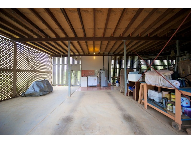 927 Mt Crosby Road, Karana Downs QLD 4306