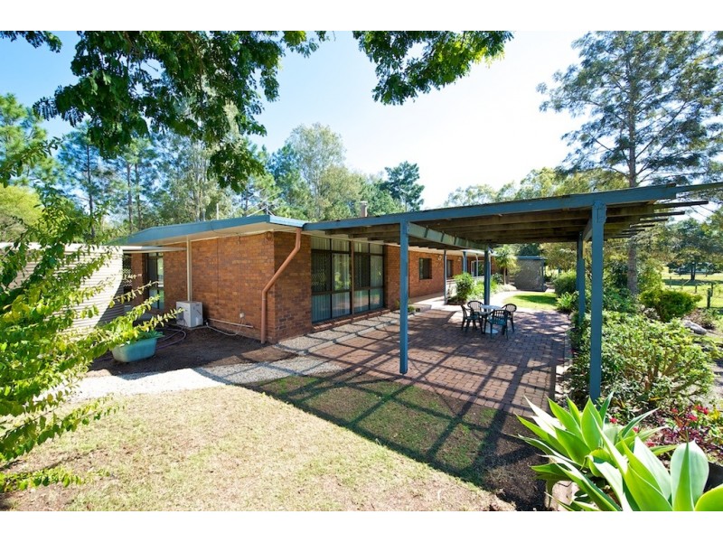 610 Junction Road, Barellan Point QLD 4306