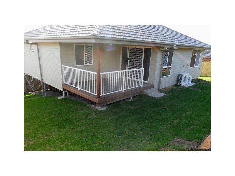 11 Barwell Street, Brassall QLD 4305