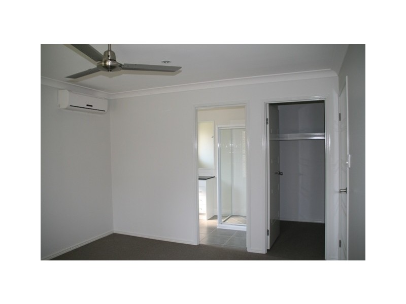 27 Skardon Street, Brassall QLD 4305