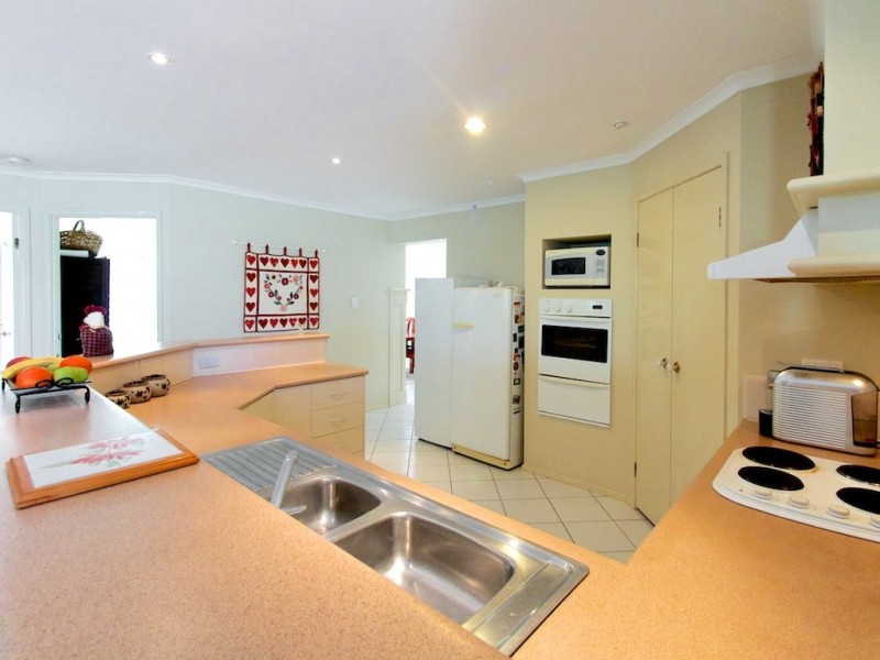 11 Dakota Place, Brassall QLD 4305