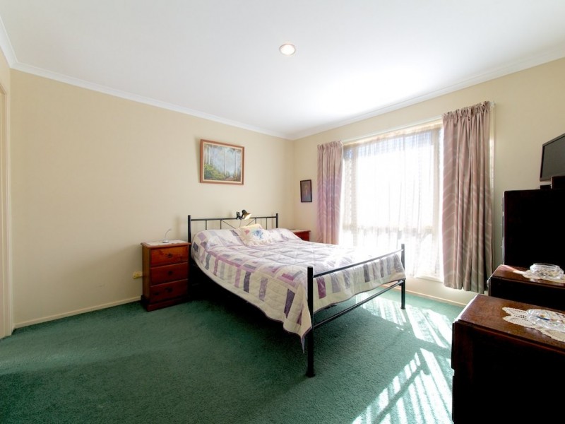 11 Dakota Place, Brassall QLD 4305