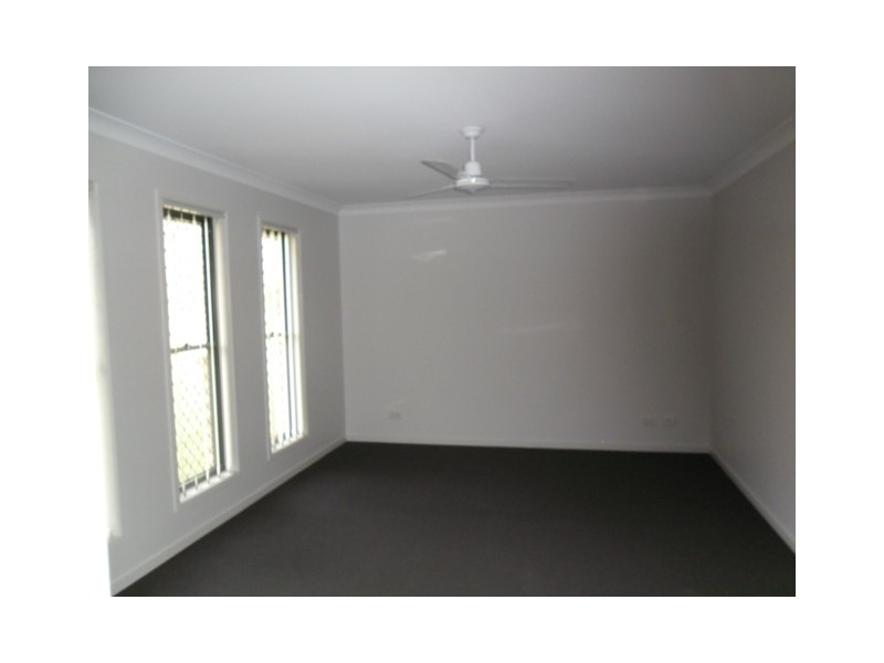 39 Goldenwood Crescent, Fernvale QLD 4306