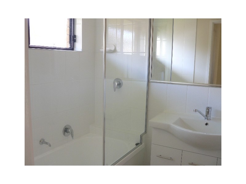 42 Bray Street, Lowood QLD 4311