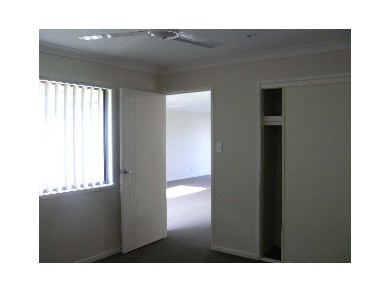 42 Bray Street, Lowood QLD 4311