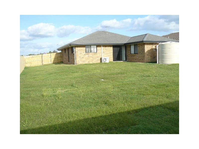 42 Bray Street, Lowood QLD 4311