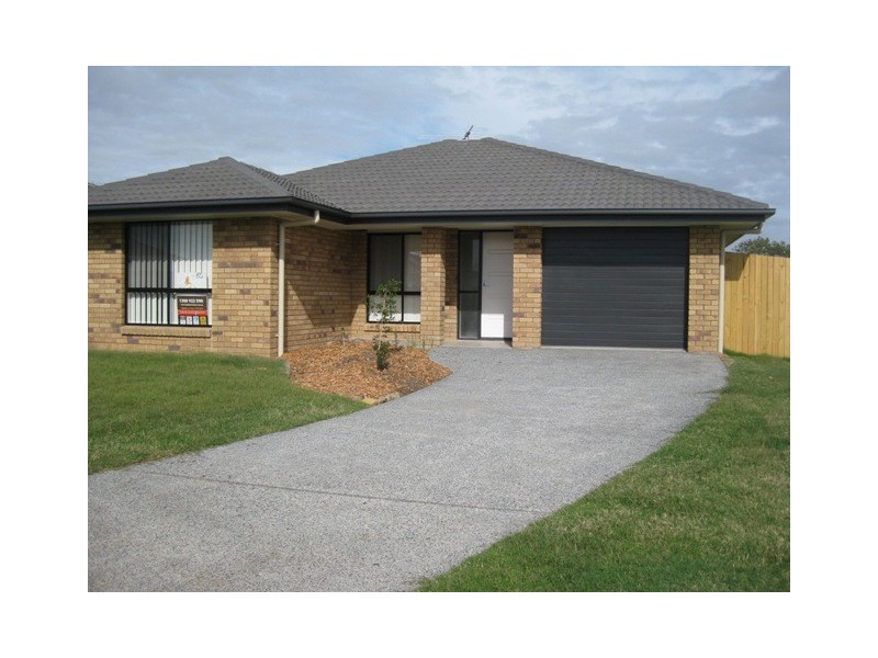 42 Bray Street, Lowood QLD 4311