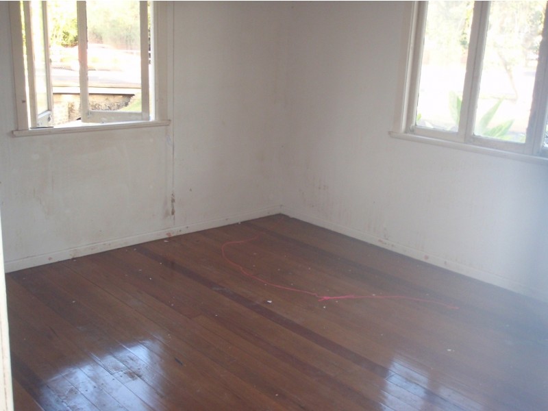 30 Wyndham Street, Tivoli QLD 4305