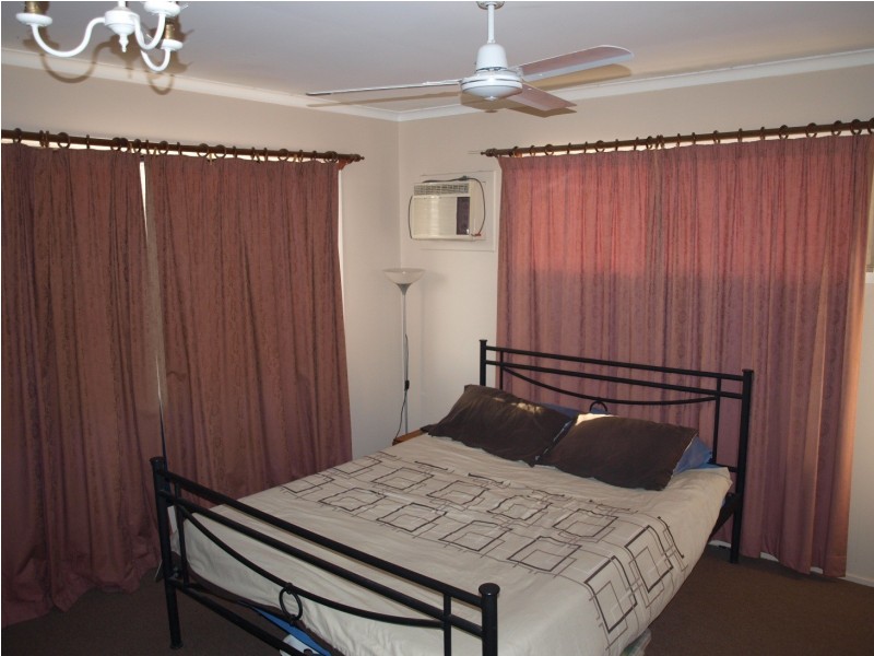Yamanto QLD 4305