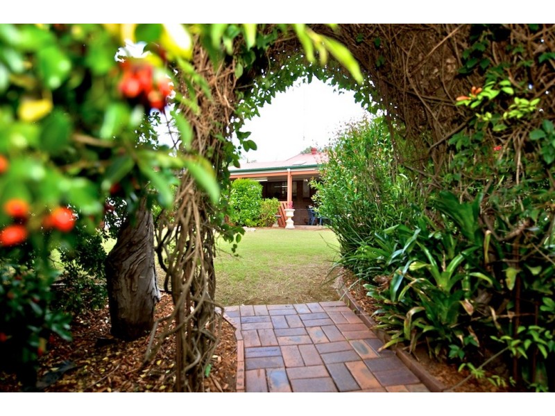 105 Burns St, Fernvale QLD 4306