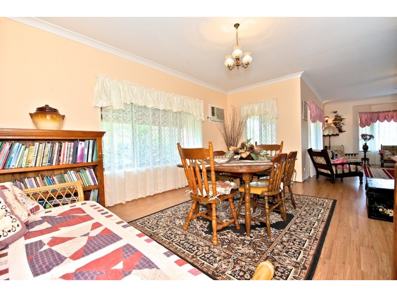 105 Burns St, Fernvale QLD 4306