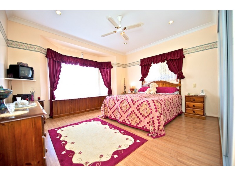 105 Burns St, Fernvale QLD 4306